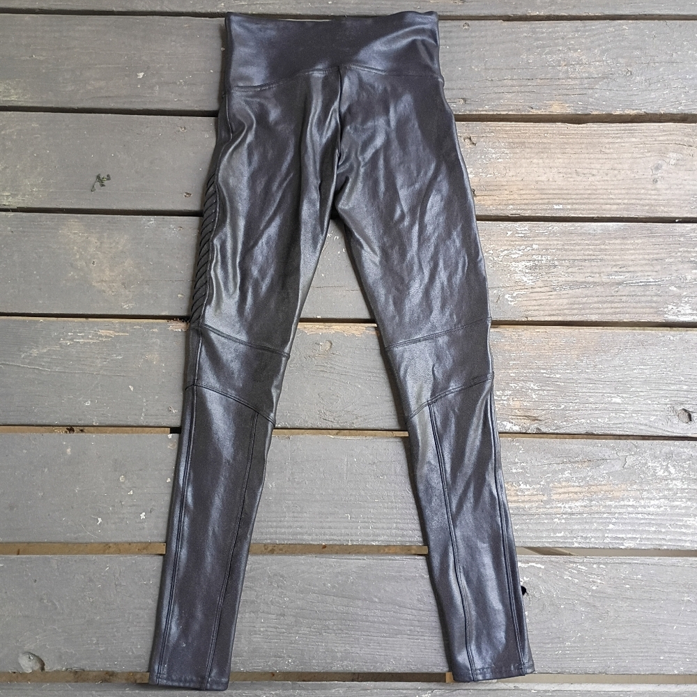 Spanx Moto Black High Rise Faux Leather Leggings Women's Medium - Picture 4 of 7